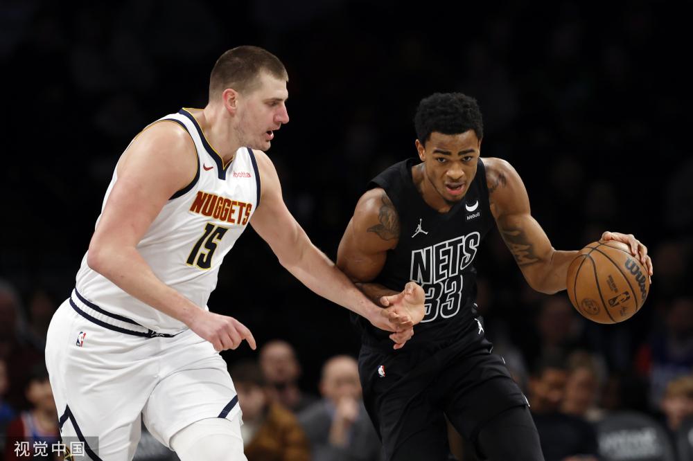 人员配置的 人员配置的